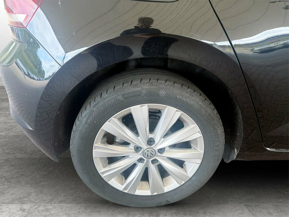Volkswagen Polo 1L Sel XUI5904 Black #4