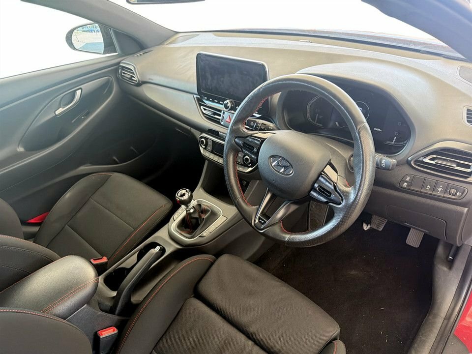 Hyundai I30 1L N Line Red #5