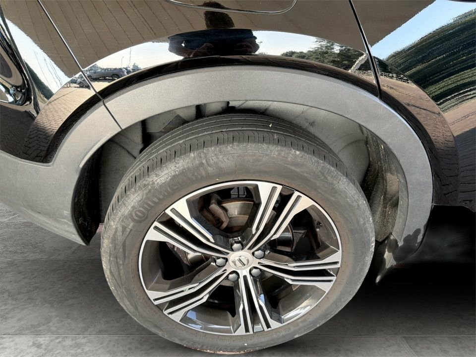 Volvo XC40 1.5L Ultimate Bright YP22MXK Black #4