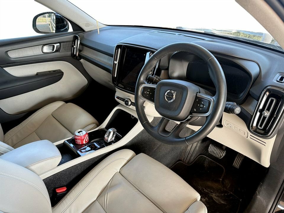 Volvo XC40 1.5L Ultimate Bright YP22MXK Black #5
