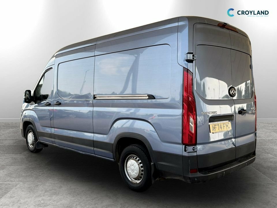 Maxus Deliver 9 Mpv White #3