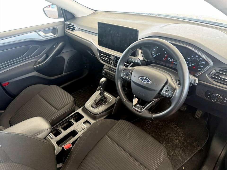 Ford Focus 1L Titanium HT23CYW Grey #5