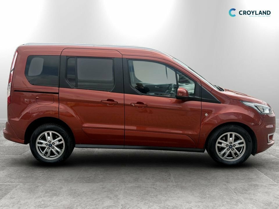 Ford Tourneo Connect 1L Titanium Orange #2