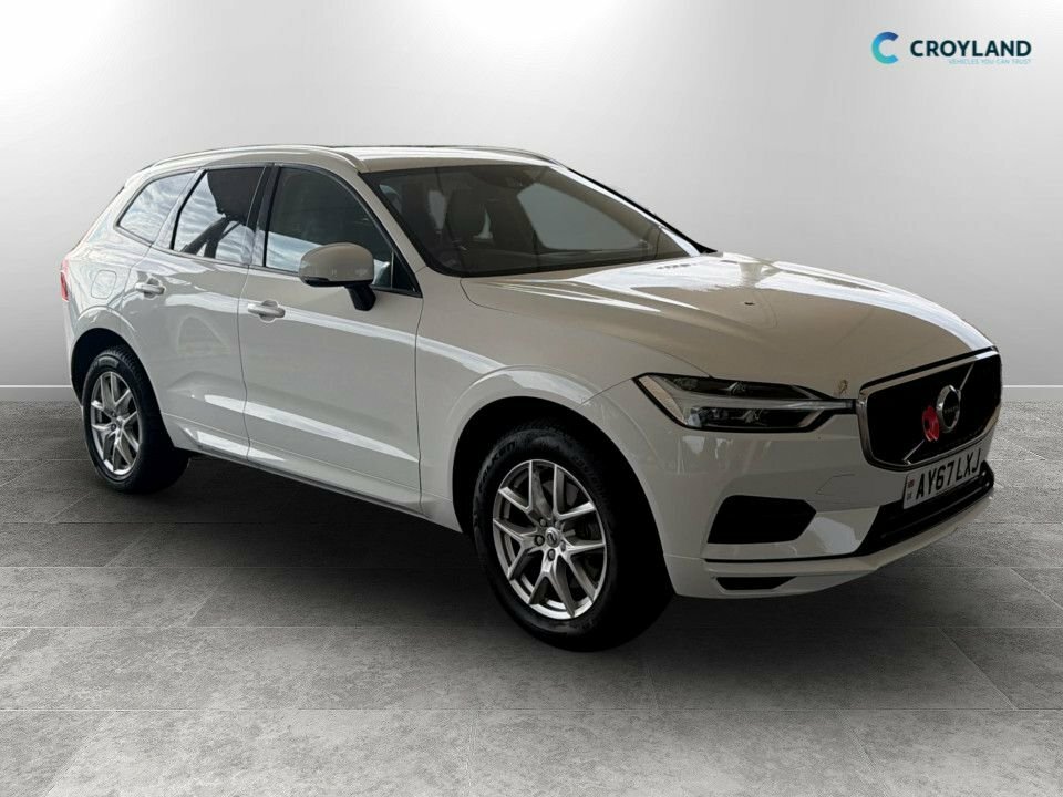 Volvo XC60 2L Momentum White