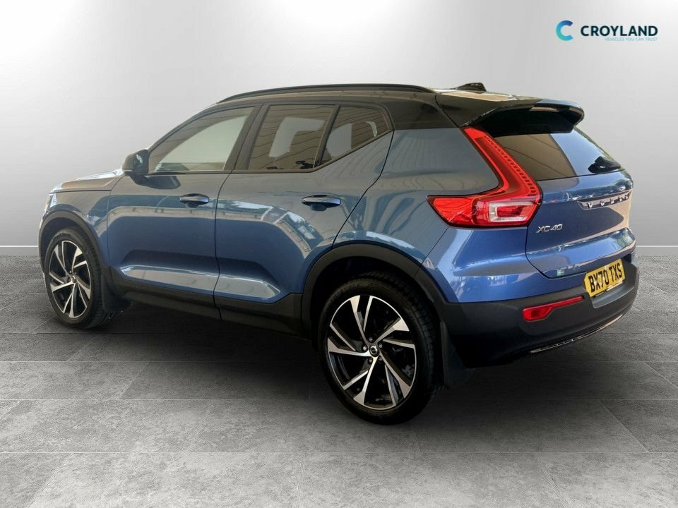 Volvo XC40 1.5L R-design Pro BX70TXS Blue #3