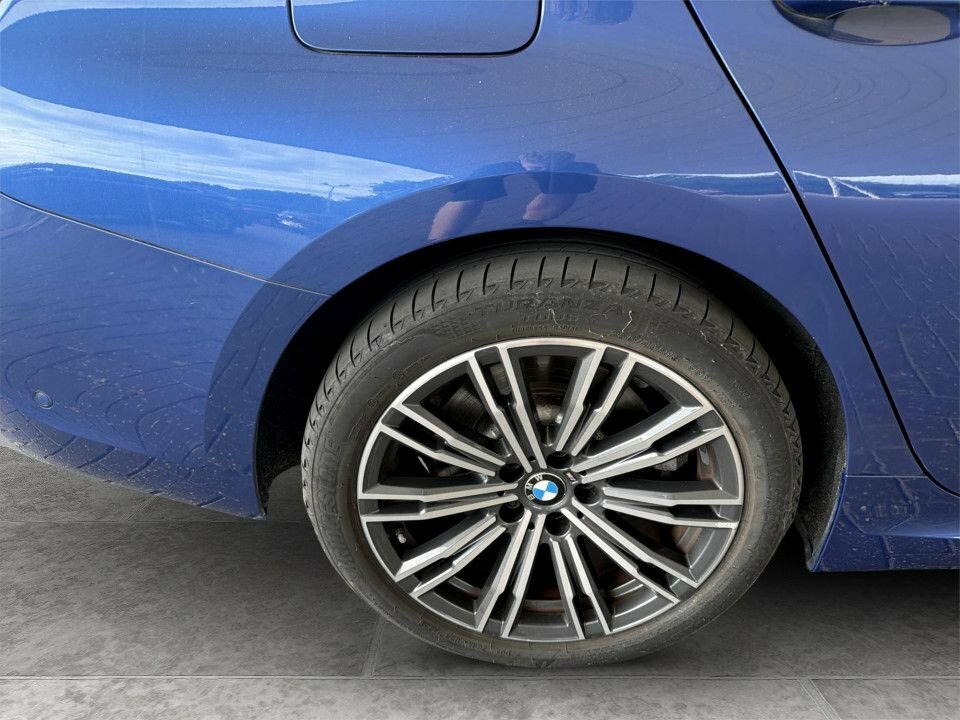 BMW 3 Series 2L M Sport LL70GMG Blue #4