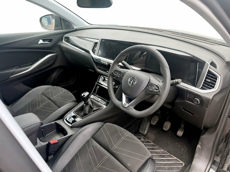 Vauxhall Grandland 1.2L Ultimate DN24VUW Black #5