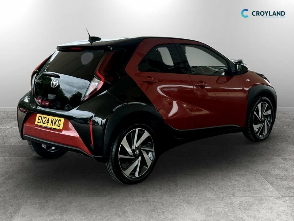 Toyota Aygo X 1L Edge Red #3