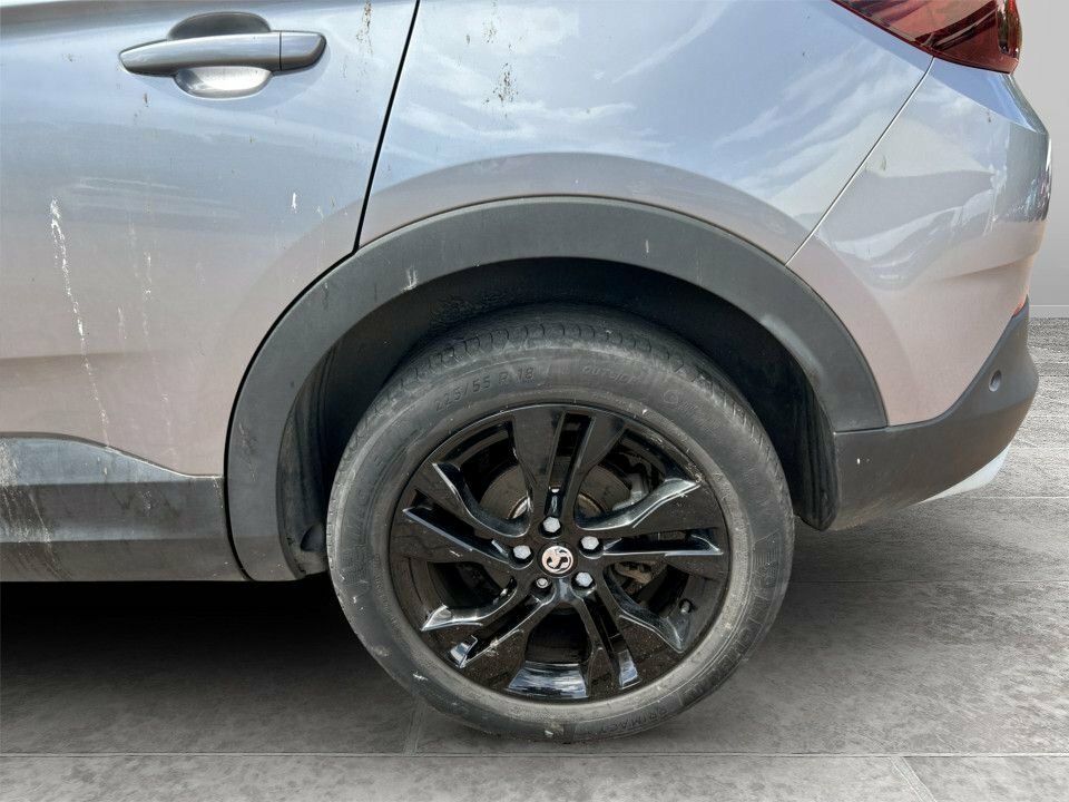 Vauxhall Grandland X 1.2L Sri Nav Grey #4