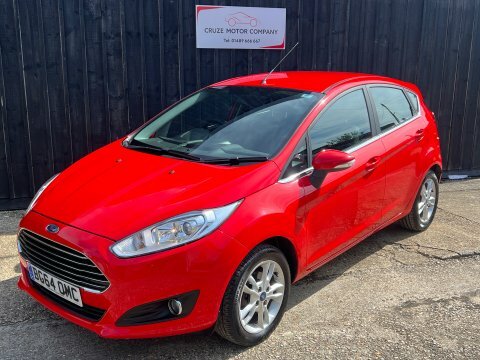 Ford Fiesta 2014 64 Zetec Red