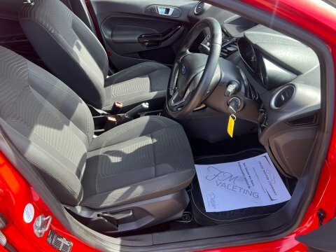 Ford Fiesta 2014 64 Zetec BC64DMC Red #5