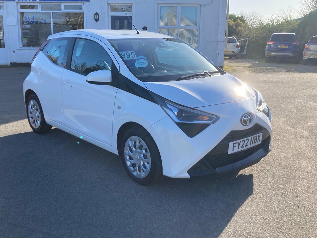 Toyota Aygo 1.0 Vvt-i X-play Hatchback Euro White #4
