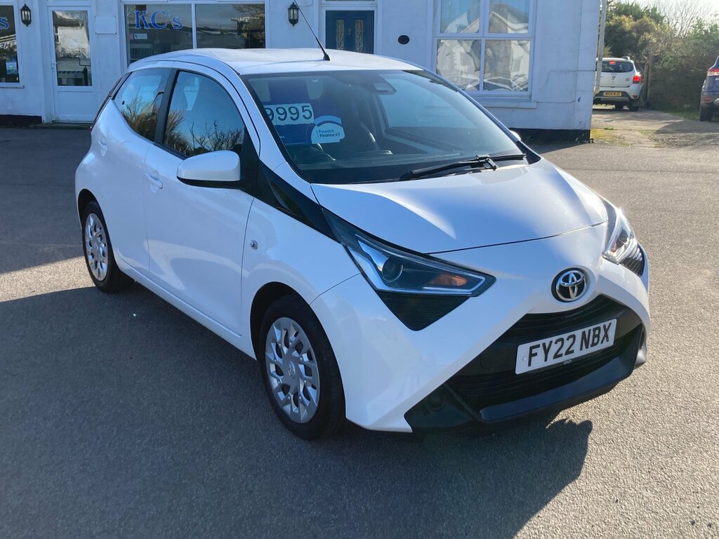 Toyota Aygo 1.0 Vvt-i X-play Hatchback Euro White #3