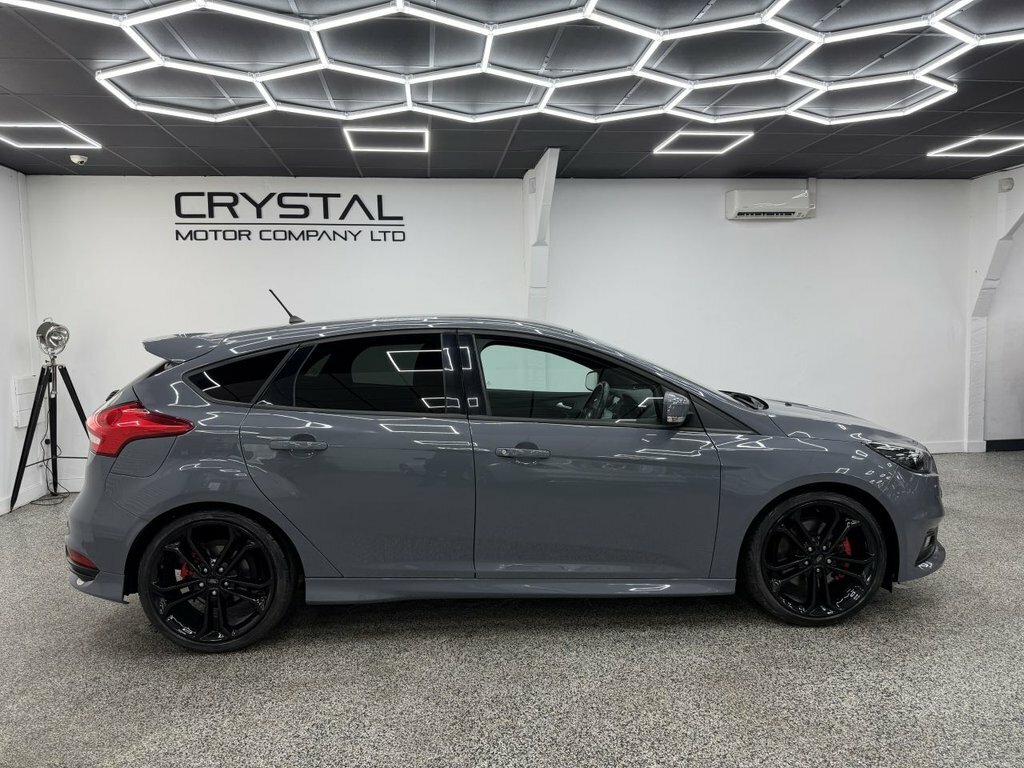 Ford Focus 2L St-3 Grey #2