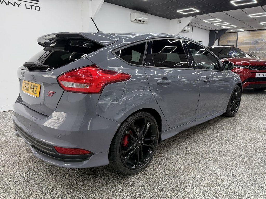 Ford Focus 2L St-3 Grey #3
