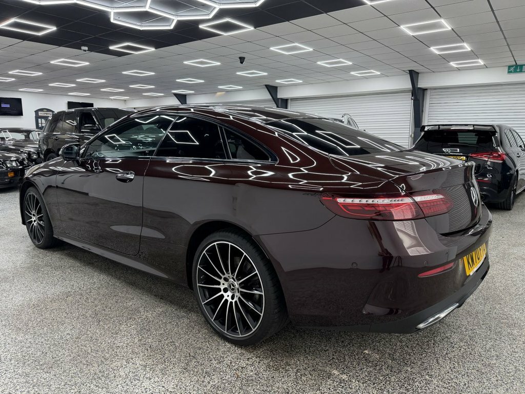 Mercedes-Benz E Class 2.9L Amg Line Red #5