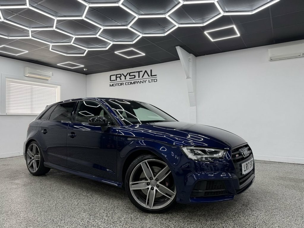 Audi S3 2L Black Edition Blue