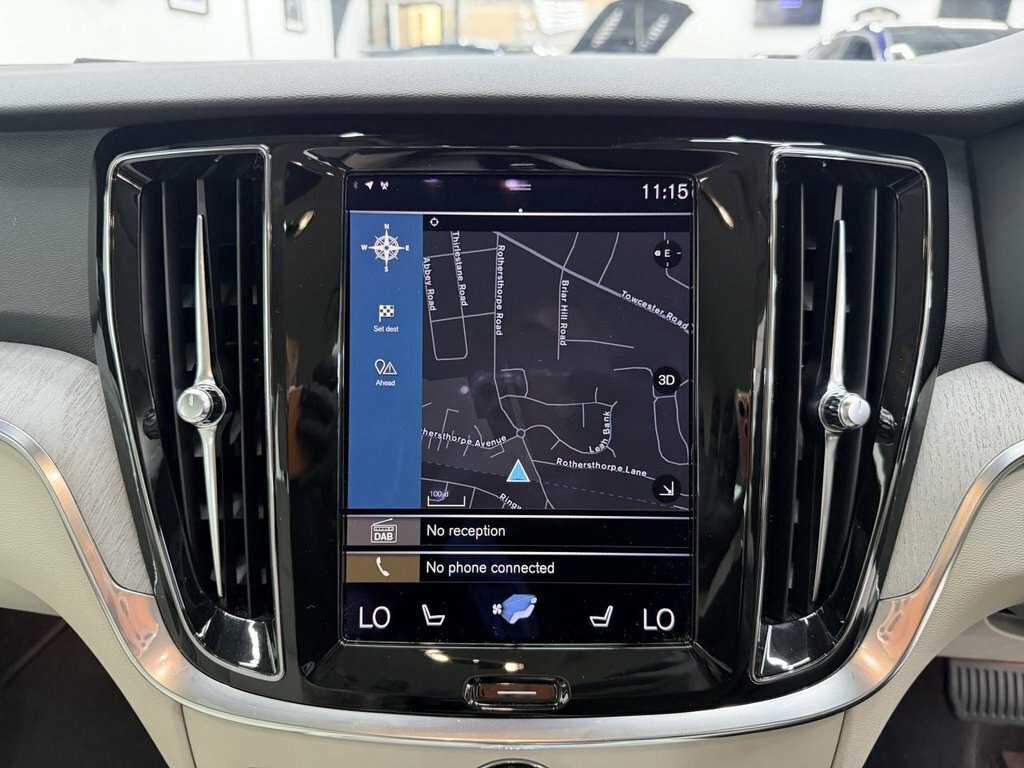 Volvo S60 2.0 T8 Recharge Phev R Design Awd Climate Pa Black #29