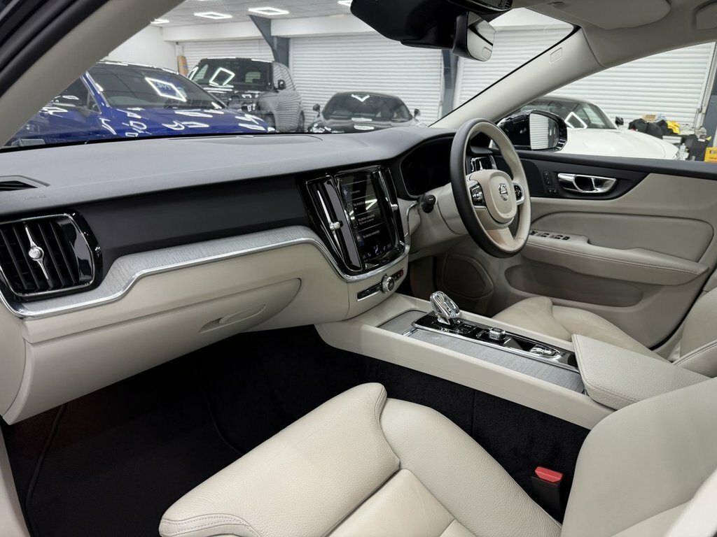 Volvo S60 2.0 T8 Recharge Phev R Design Awd Climate Pa Black #19