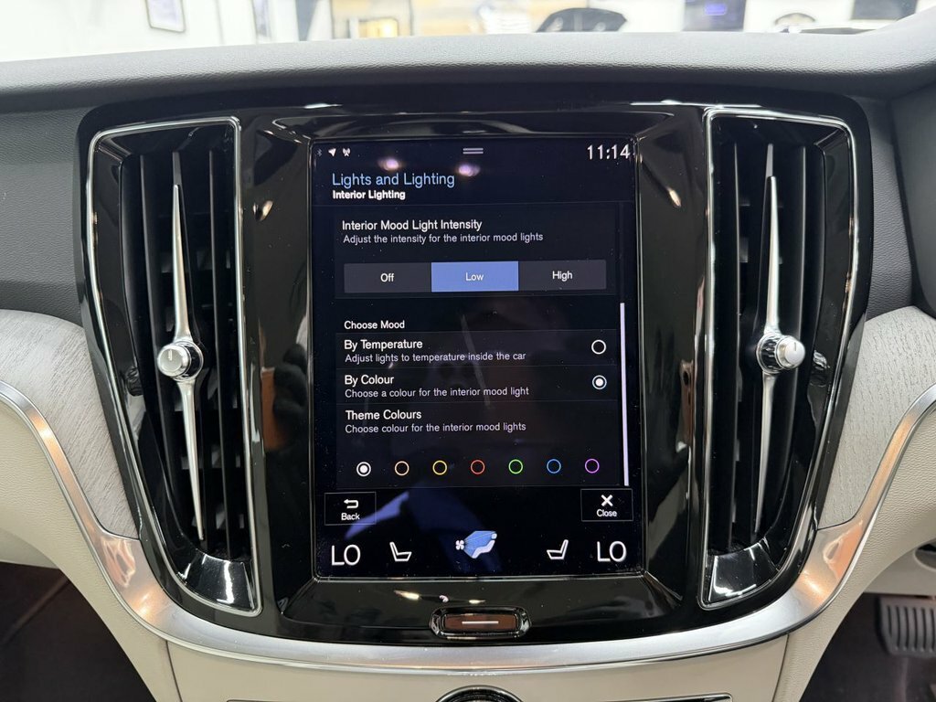 Volvo S60 2.0 T8 Recharge Phev R Design Awd Climate Pa Black #27