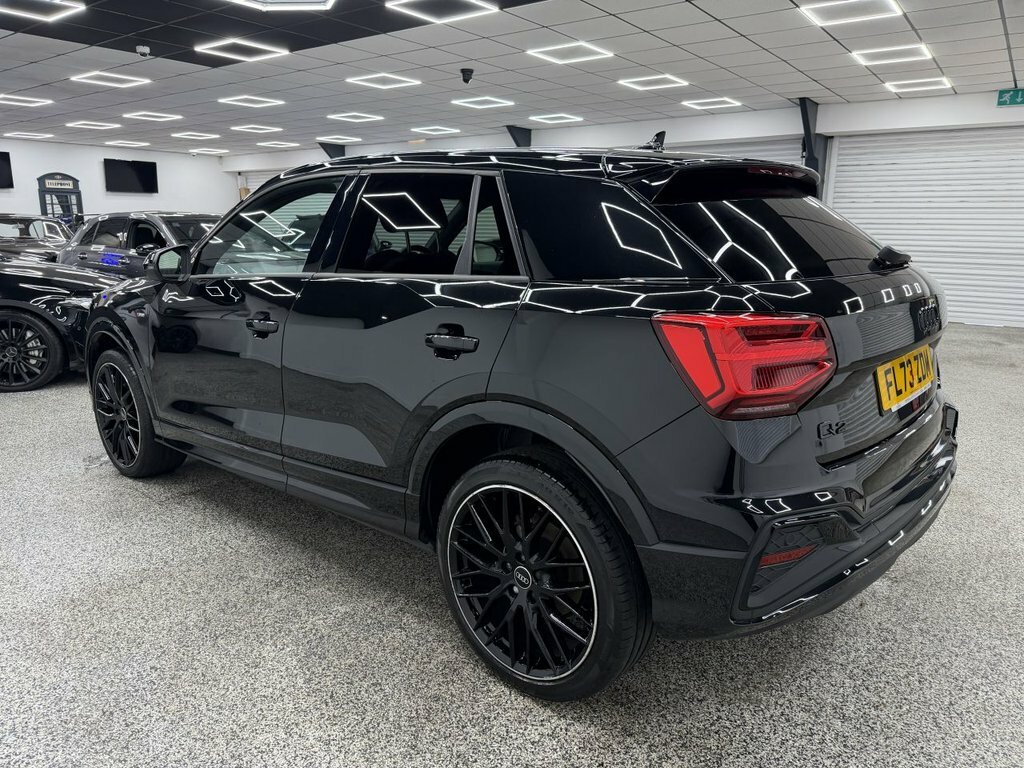 Audi Q2 1.5L Black Edition Black #5