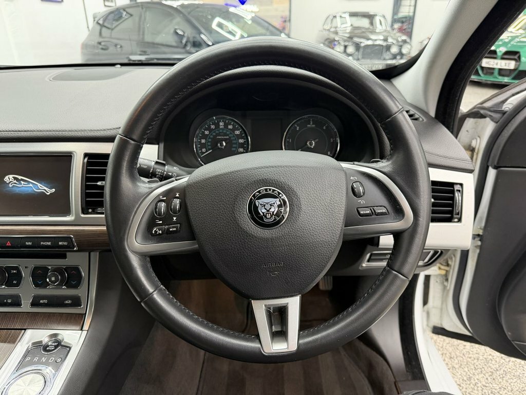 Jaguar XF 2014 2.2D Luxury Sportbrake Euro 5 Blue #10