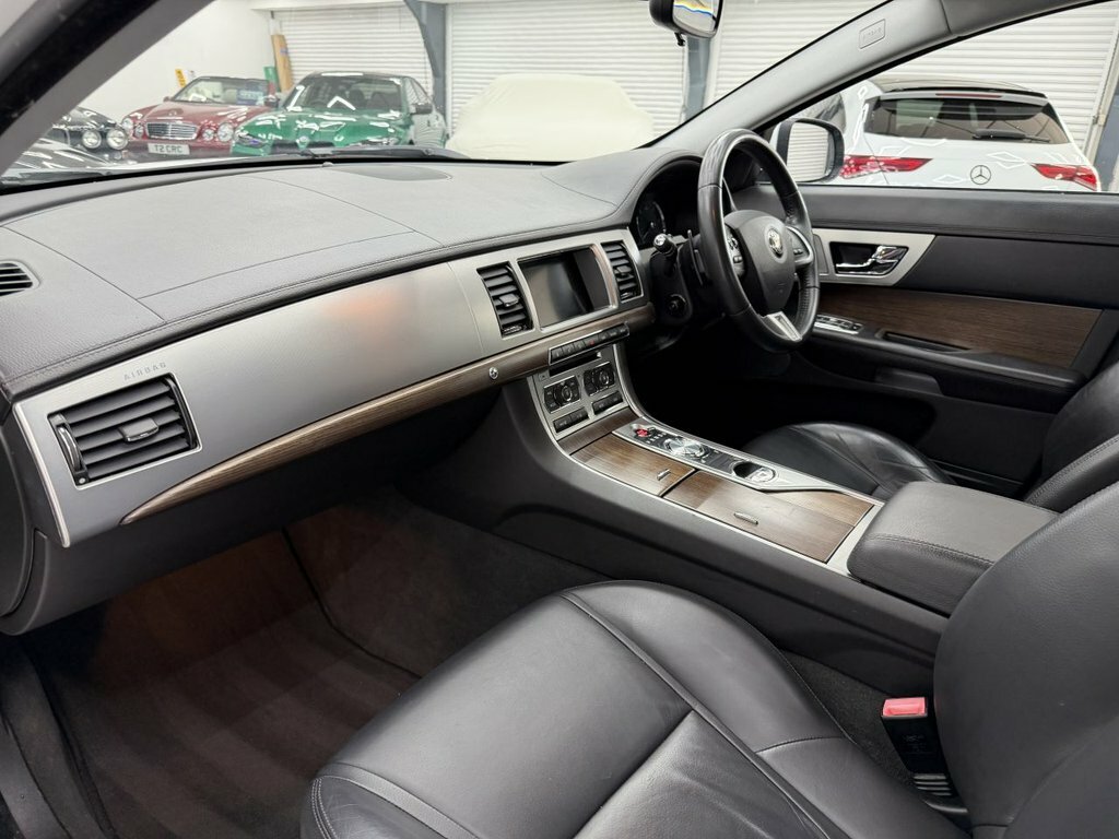 Jaguar XF 2014 2.2D Luxury Sportbrake Euro 5 Blue #9