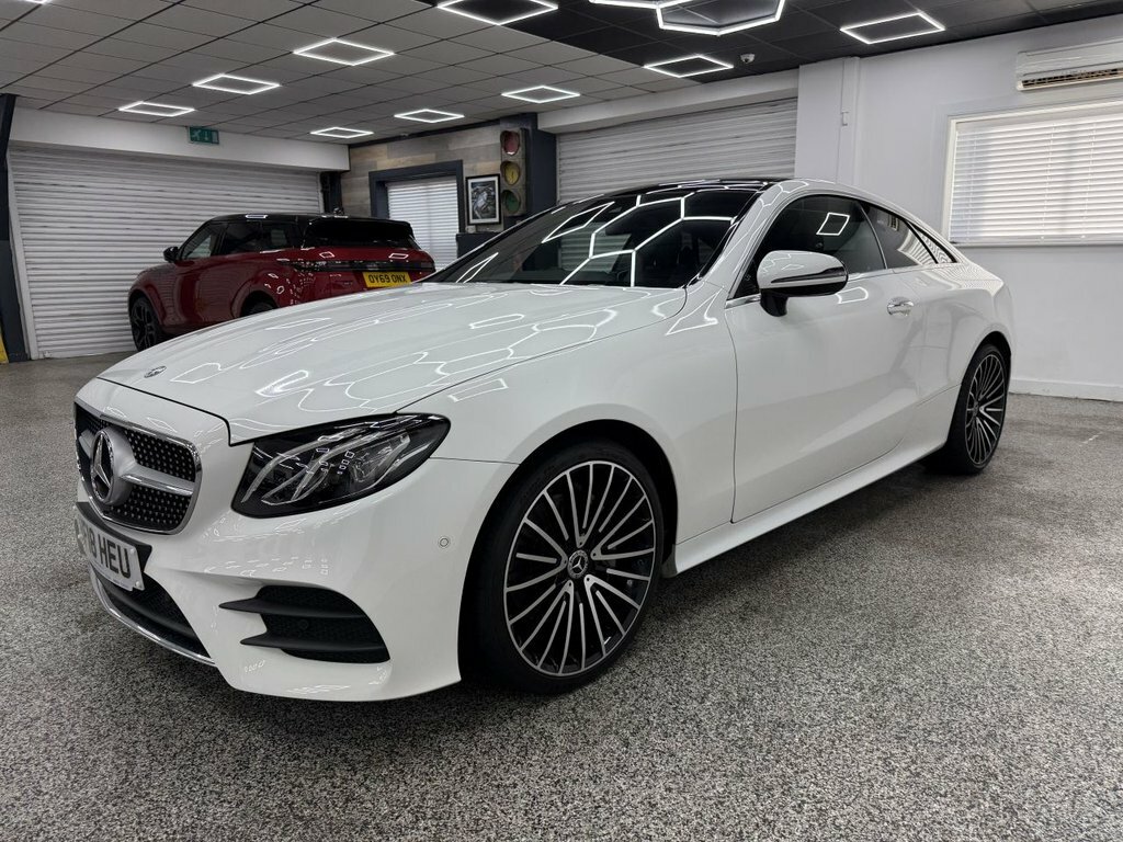 Mercedes-Benz E Class 2L Amg Line White #6