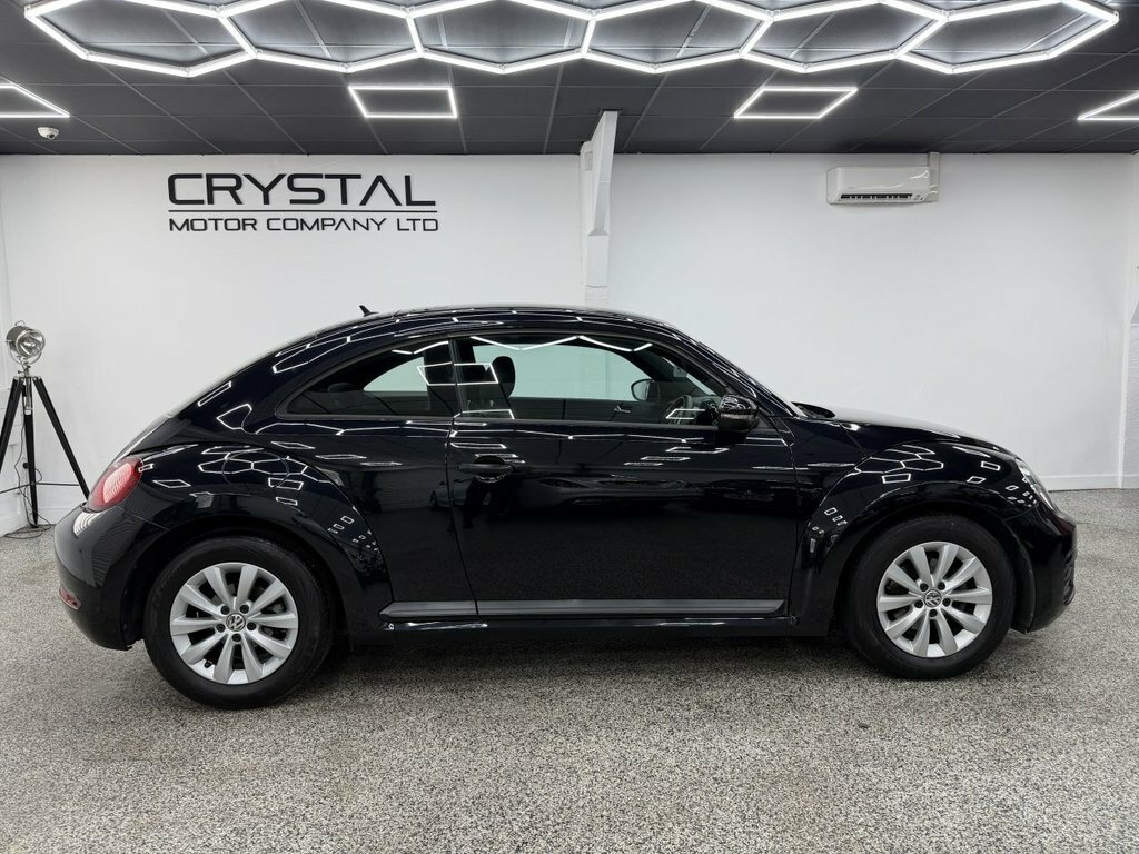 Volkswagen Beetle Hatchback Black #2