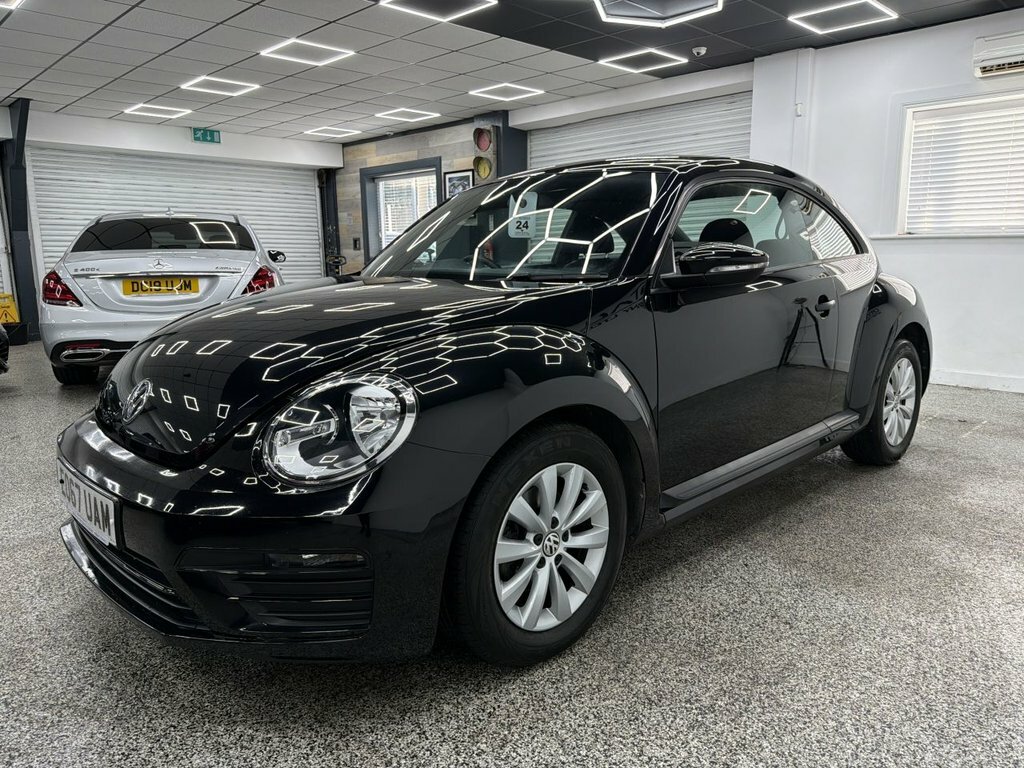 Volkswagen Beetle Hatchback Black #6