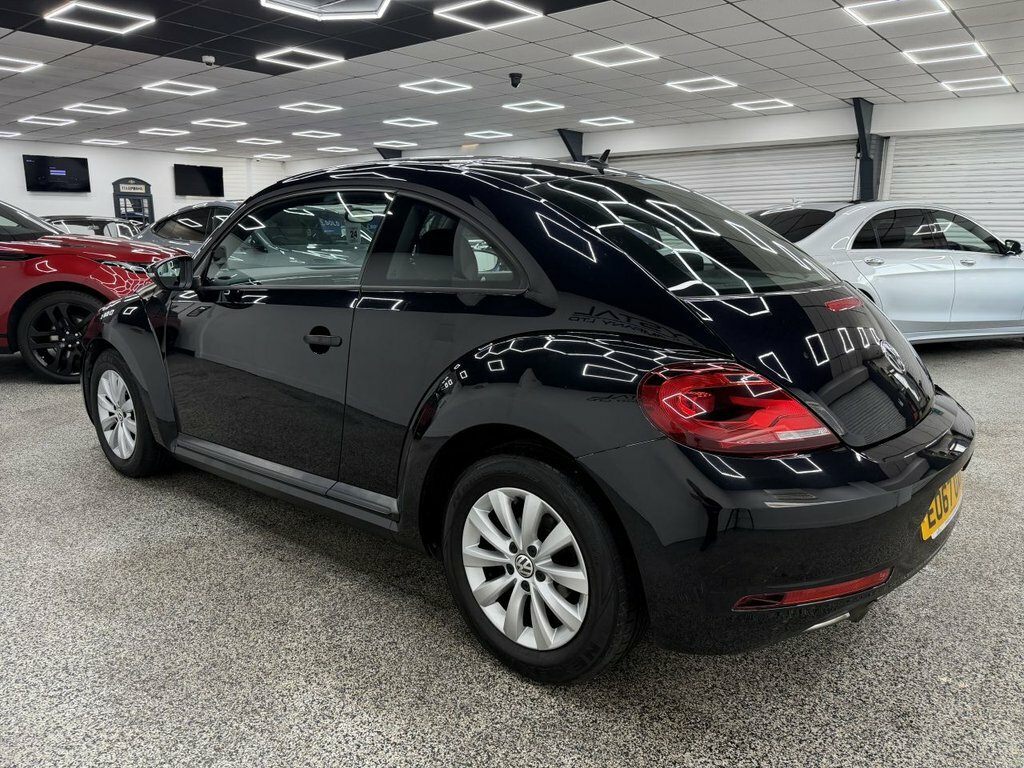 Volkswagen Beetle Hatchback Black #5