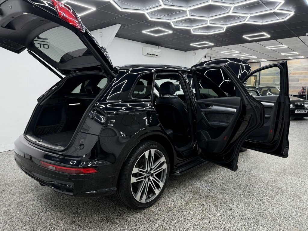 Audi SQ5 3L Null White #10
