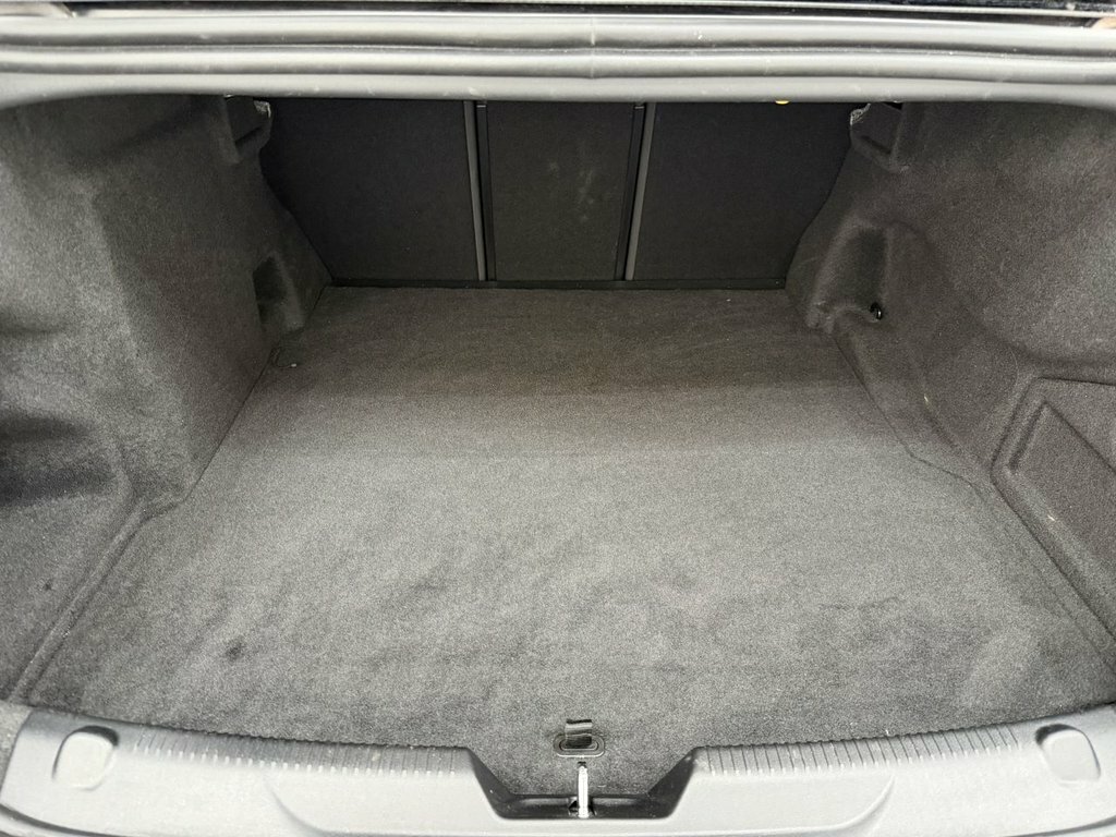 Jaguar XE R-dynamic Hse #17