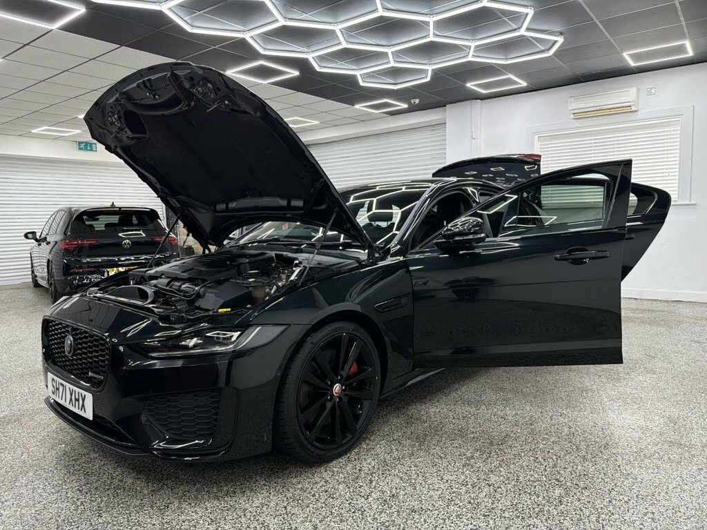 Jaguar XE R-dynamic Hse #13