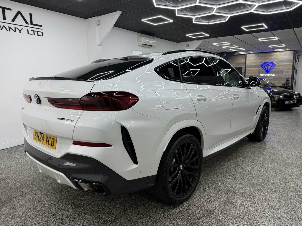 BMW X6 Suv White #3