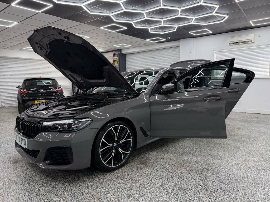 BMW 5 Series  Black #13