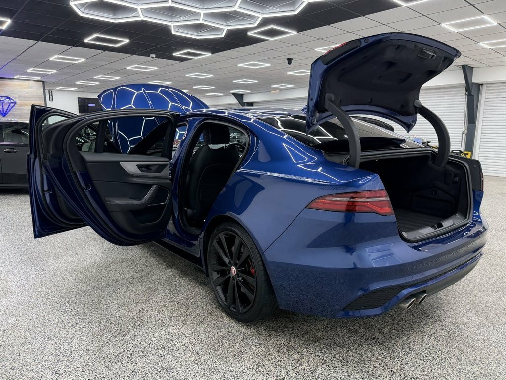 Jaguar XE 2L R-dynamic Se Black Blue #11