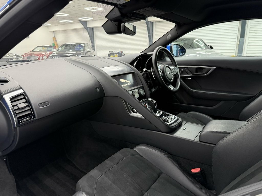 Jaguar F-Type 3.0 Supercharged V6 R-dynamic Grey #16