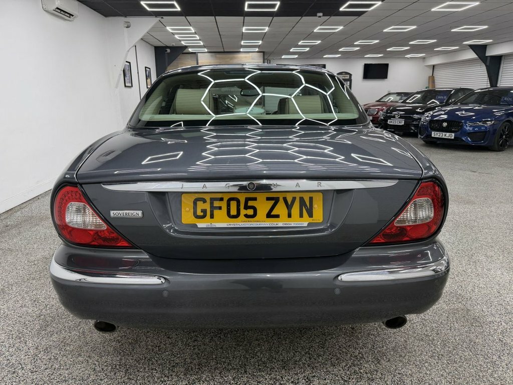 Jaguar XJ 3L Xj6 Sovereign Grey #4