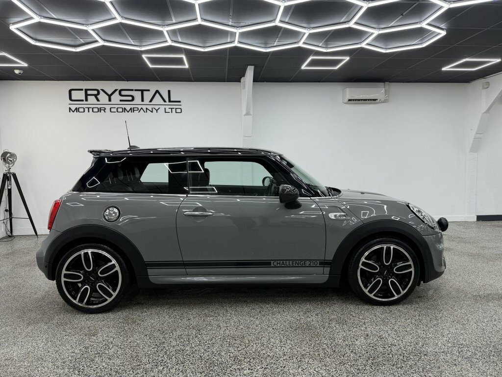 Mini Hatch 2L Challenge 210 Grey #2