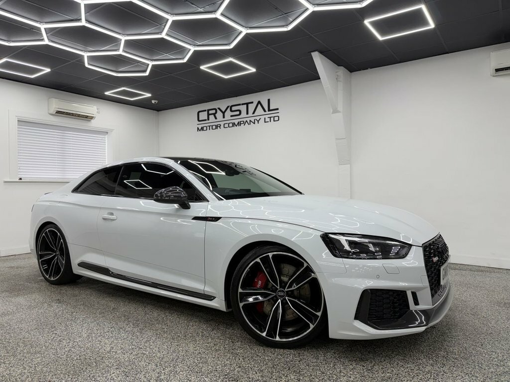 Audi RS5 2.9L Carbon Edition White