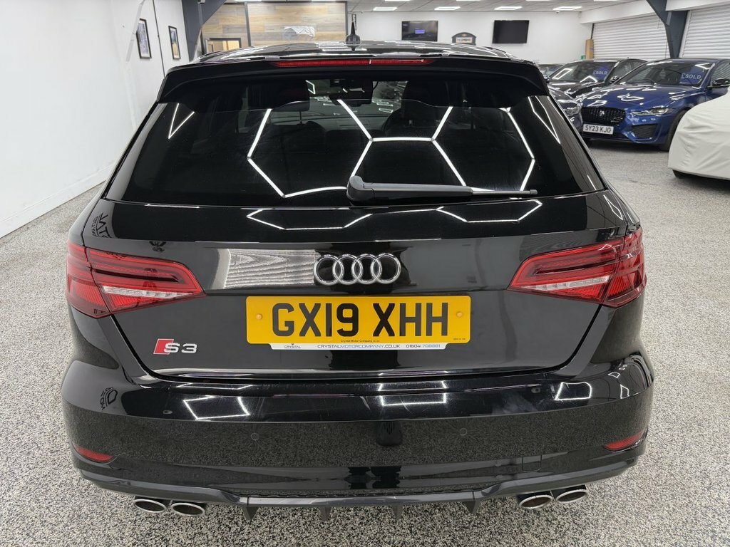 Audi S3 2L Black Edition Black #4