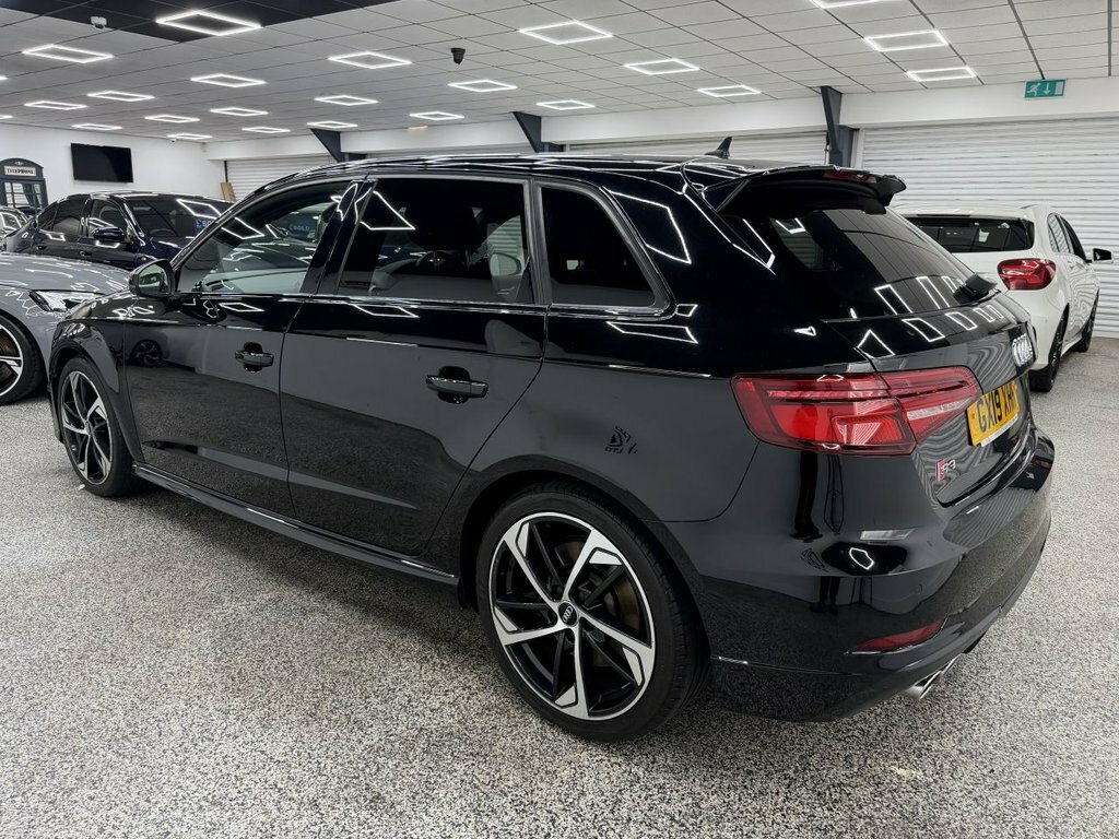 Audi S3 2L Black Edition Black #5