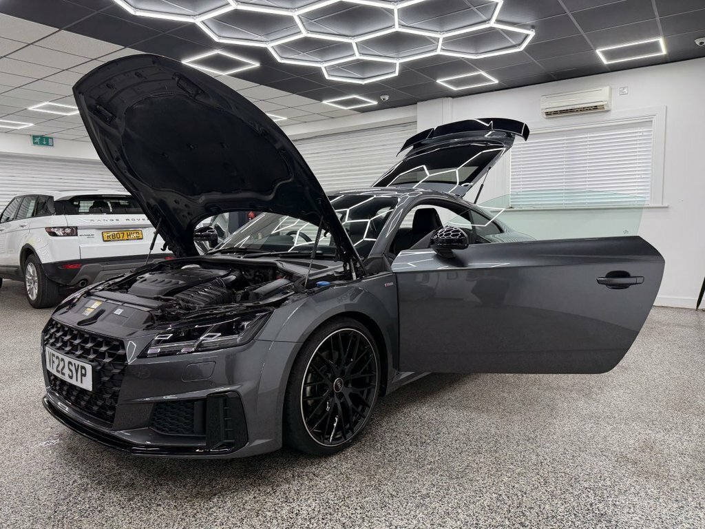 Audi TT Black Edition 40 Tfsi 197 Ps S Tronic Grey #13