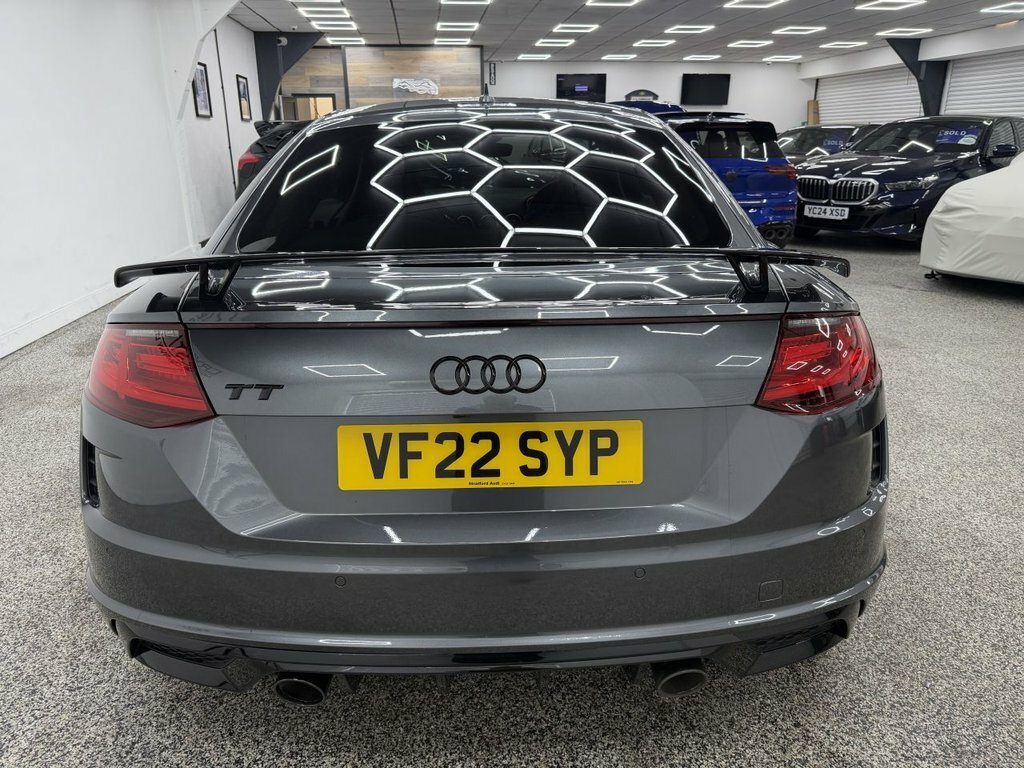 Audi TT 2L Black Edition Grey #4