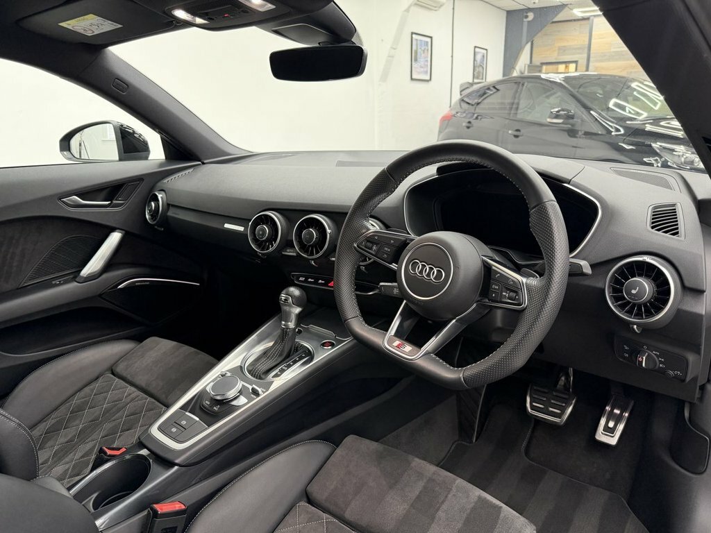 Audi TT Black Edition 40 Tfsi 197 Ps S Tronic Grey #15