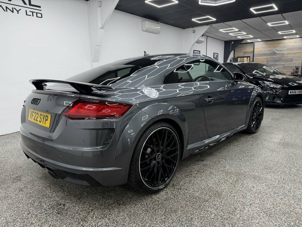 Audi TT 2L Black Edition Grey #3
