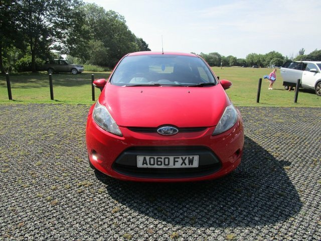 Ford Fiesta 1.25 Edge Hatchback 133 Gkm, 8 Silver #9