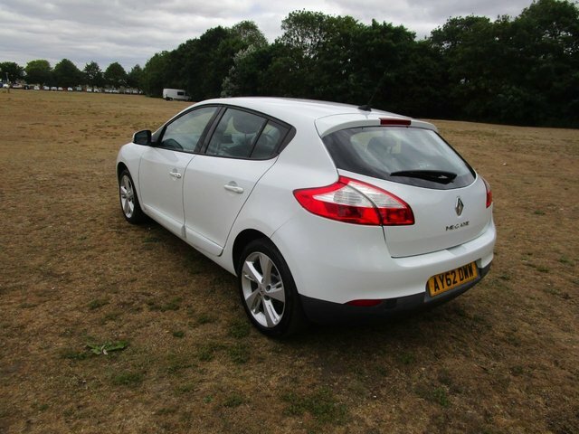 Renault Megane Hatchback White #3