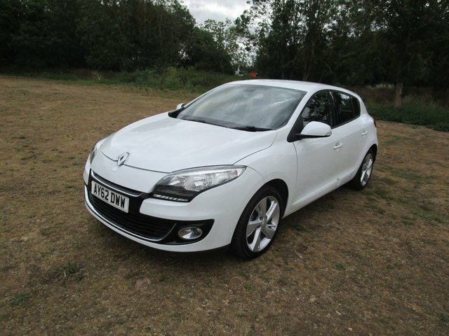 Renault Megane Hatchback White #4